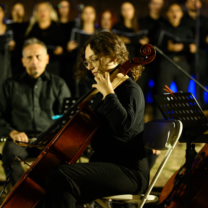 <p>Ανακάλυψε τον <i></i><i>κόσμο της μουσικής</i>&nbsp;στο Ωδείο Άνω Πόλης</p>